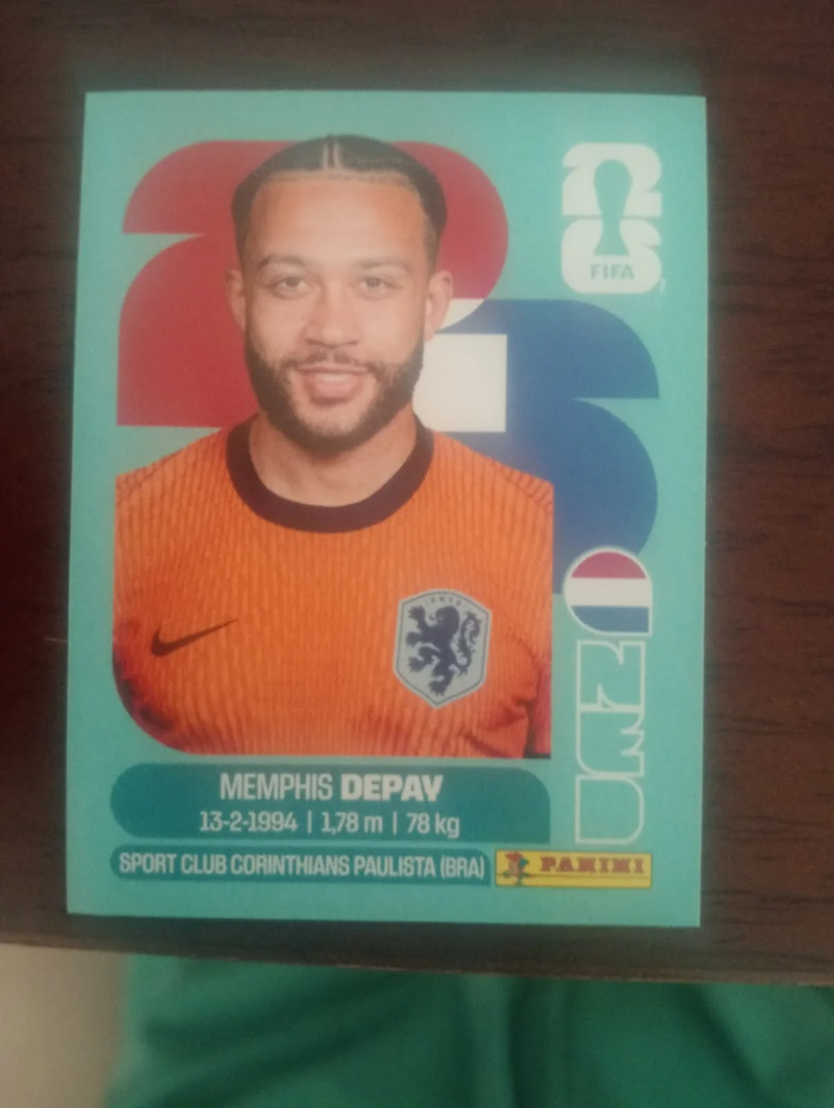 memphis Depay Paises Bajos 17