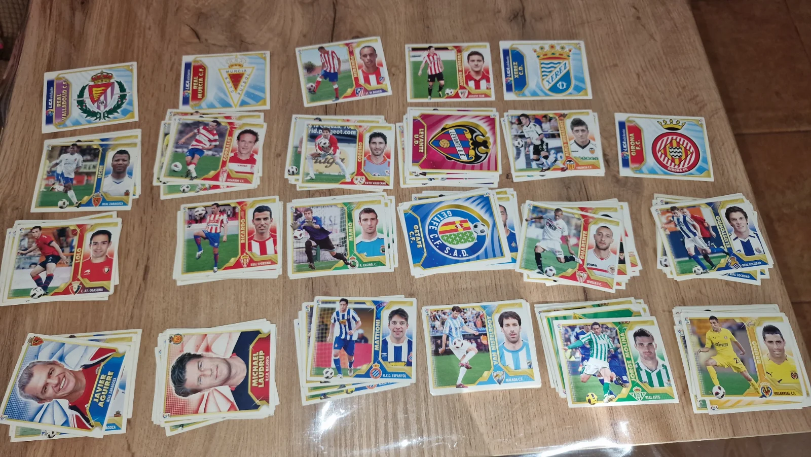 163 cromos La Liga Ediciones Este 11-12