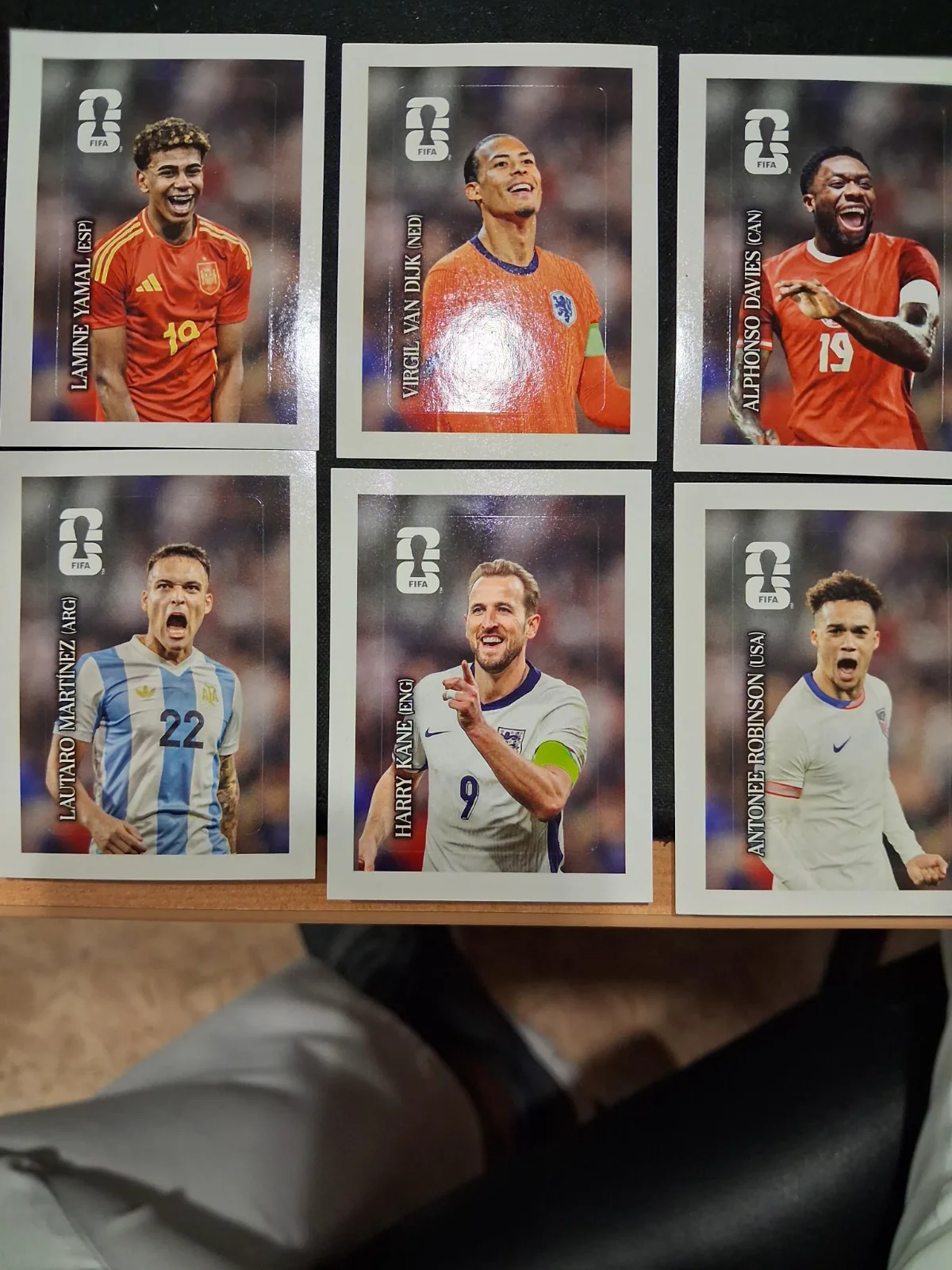 CROMOS CC