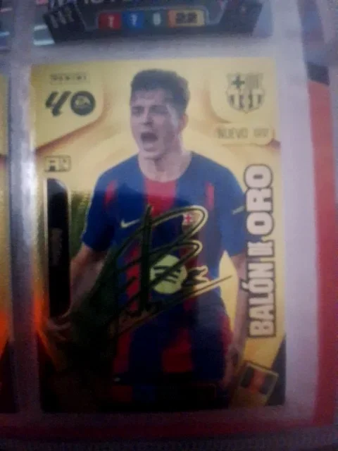 Balon de oro Pedri firmada